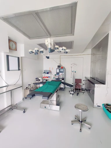 Bhushan Hospital - Slide 3